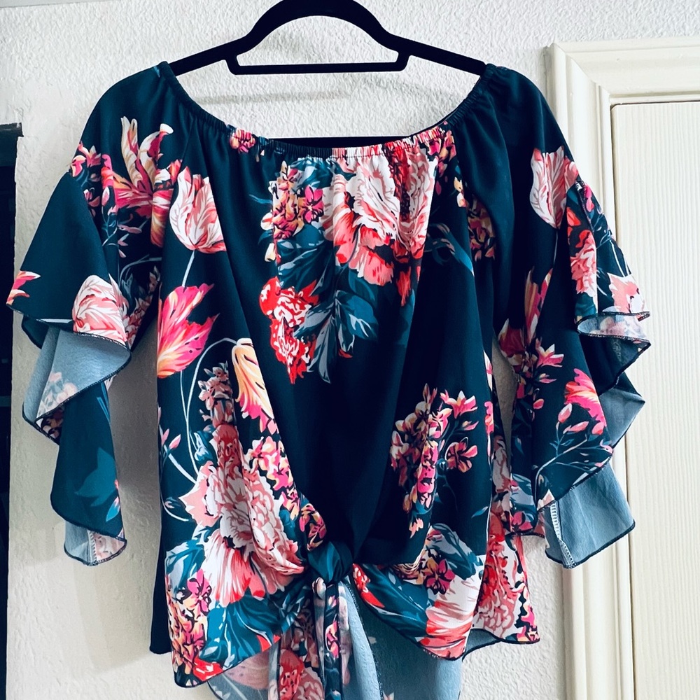 Off shoulder Blouse